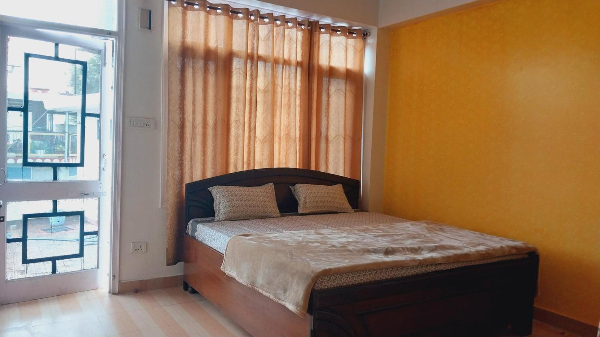 Keshav Niwas Apartment *